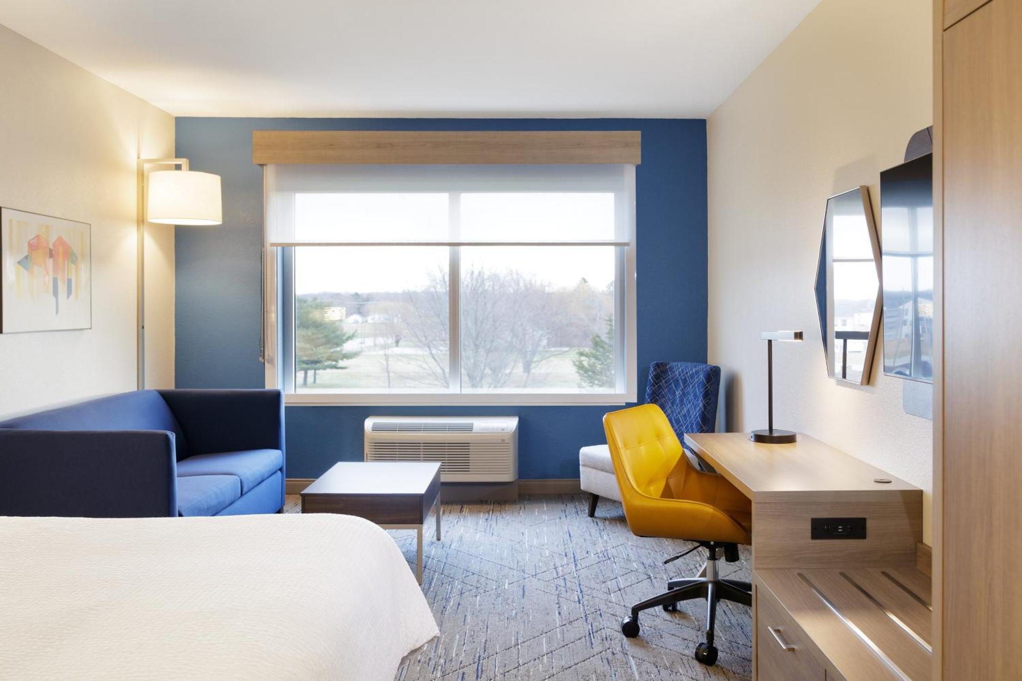 Holiday Inn Express & Suites Brady By Ihg Dış mekan fotoğraf