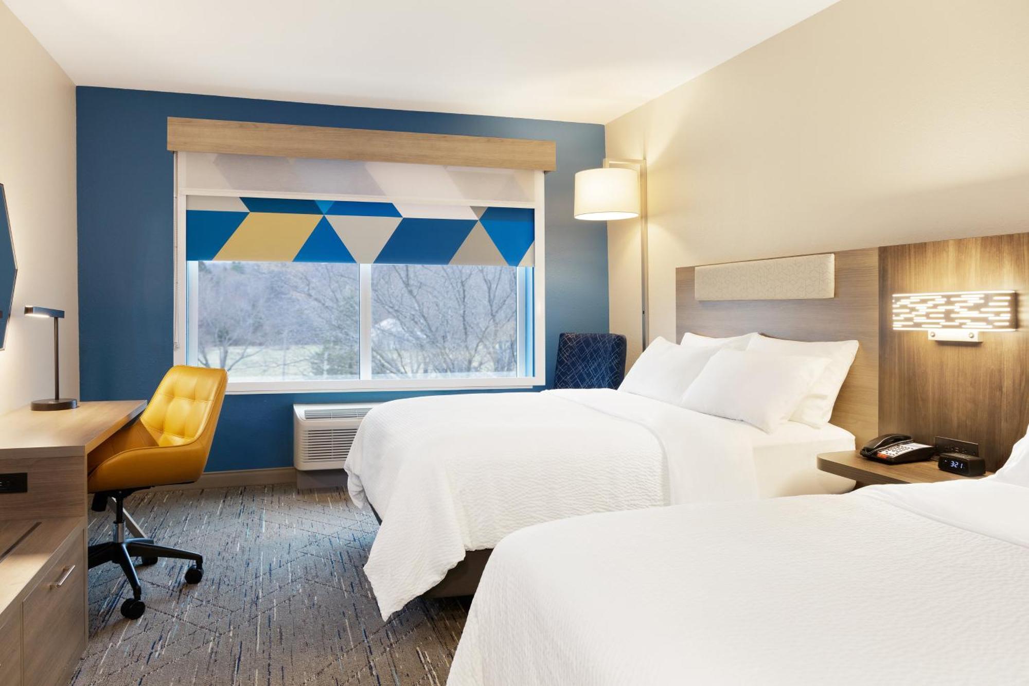 Holiday Inn Express & Suites Brady By Ihg Dış mekan fotoğraf